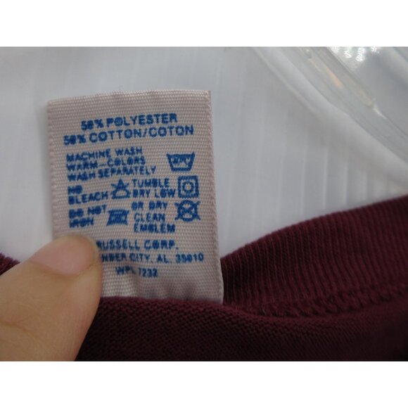 VINTAGE Loyola University Shirt XL Russell Athletic 90s Tee USA NCAA * - Picture 12 of 13